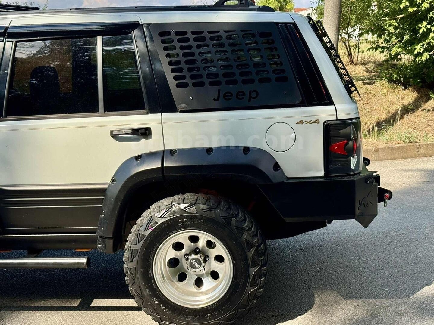 Galeriden Jeep Grand Cherokee 5.2 Limited 1997 Model Edirne 380.000 km Beyaz 7