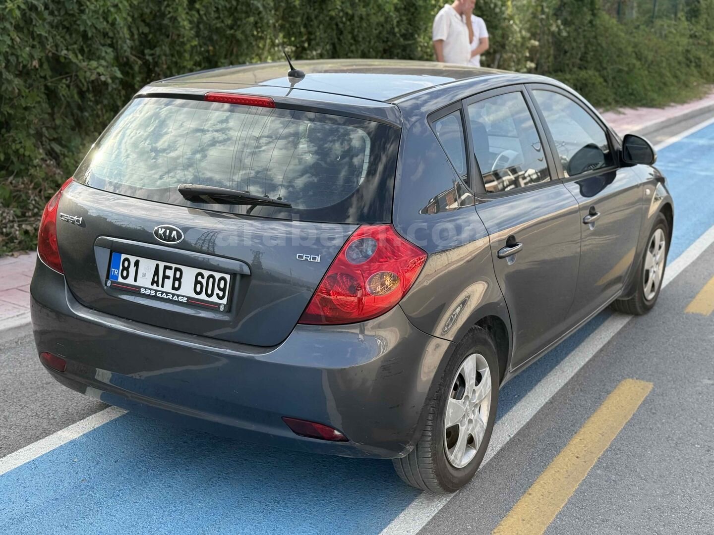 Galeriden Kia Ceed 1.6 CRDi Motion 2009 Model Sakarya 233.000 km Füme 5