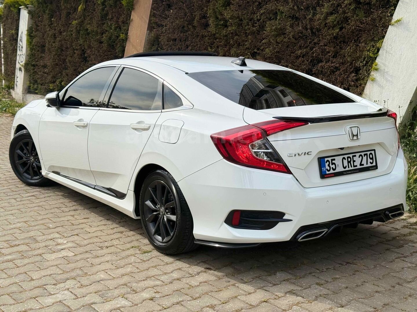 Sahibinden Honda Civic 1.6i VTEC Eco Elegance 2019 Model İzmir 74.000 km Beyaz 6