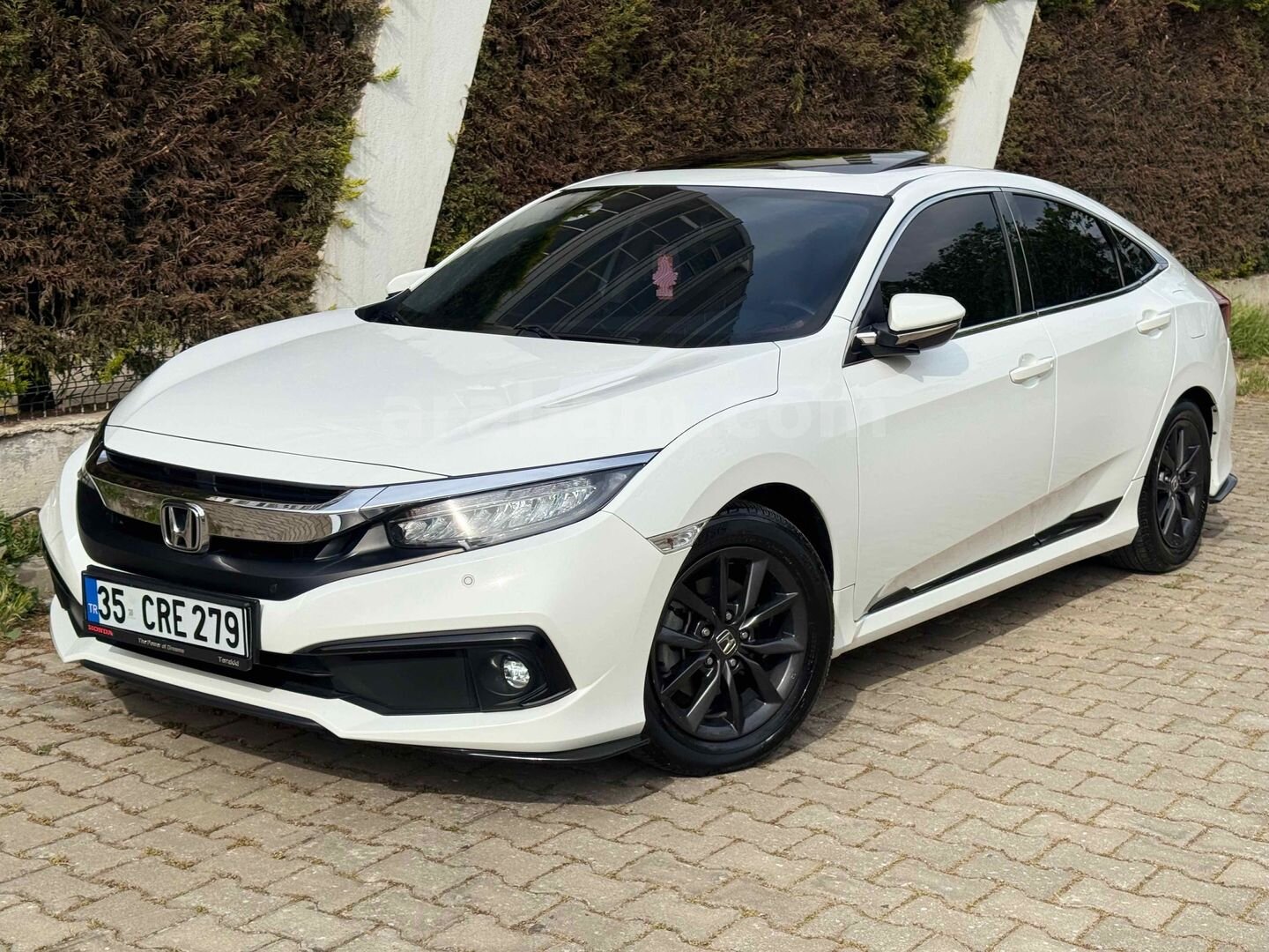 Sahibinden Honda Civic 1.6i VTEC Eco Elegance 2019 Model İzmir 74.000 km Beyaz 7
