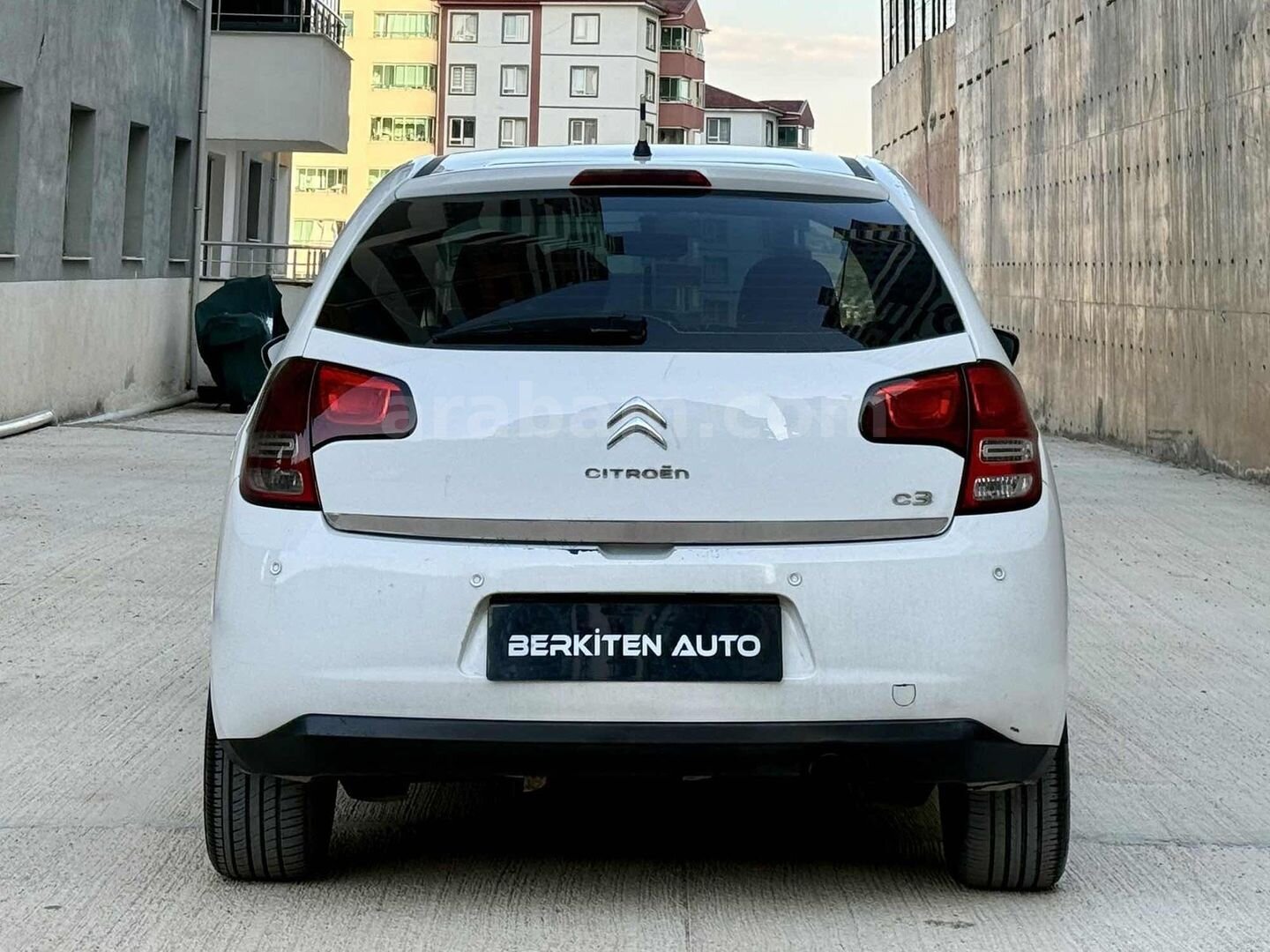Galeriden Citroen C3 1.4 HDi Attraction 2011 Model Kırıkkale 270.000 km Beyaz 5