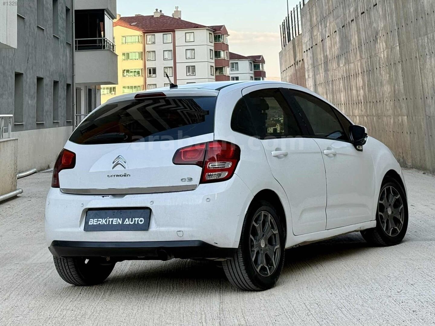 Galeriden Citroen C3 1.4 HDi Attraction 2011 Model Kırıkkale 270.000 km Beyaz 4