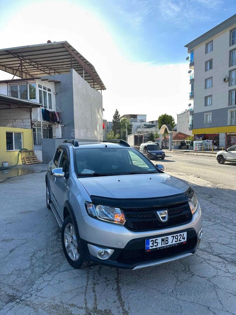 Sahibinden Dacia Sandero 1.5 dCi Stepway 2015 Model İzmir 204.700 km Gri 7