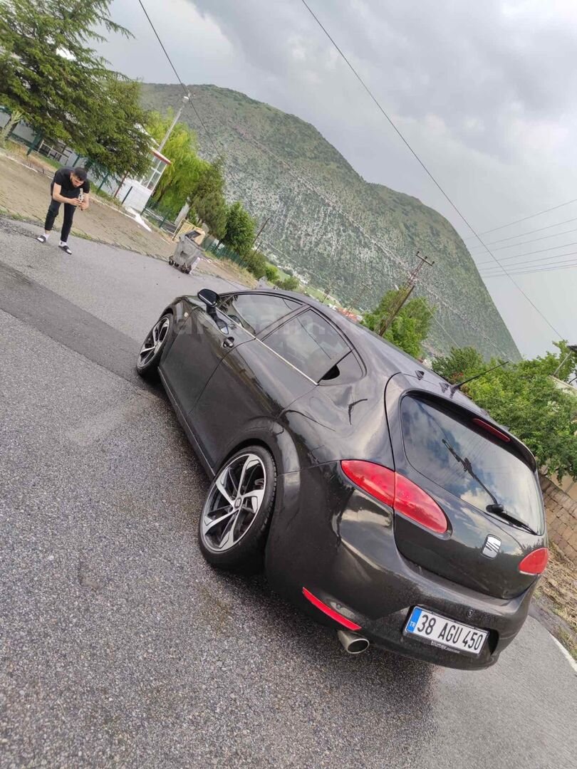 Sahibinden Seat Leon 1.6 Stylance 2008 Model Kayseri 342.111 km Siyah 4