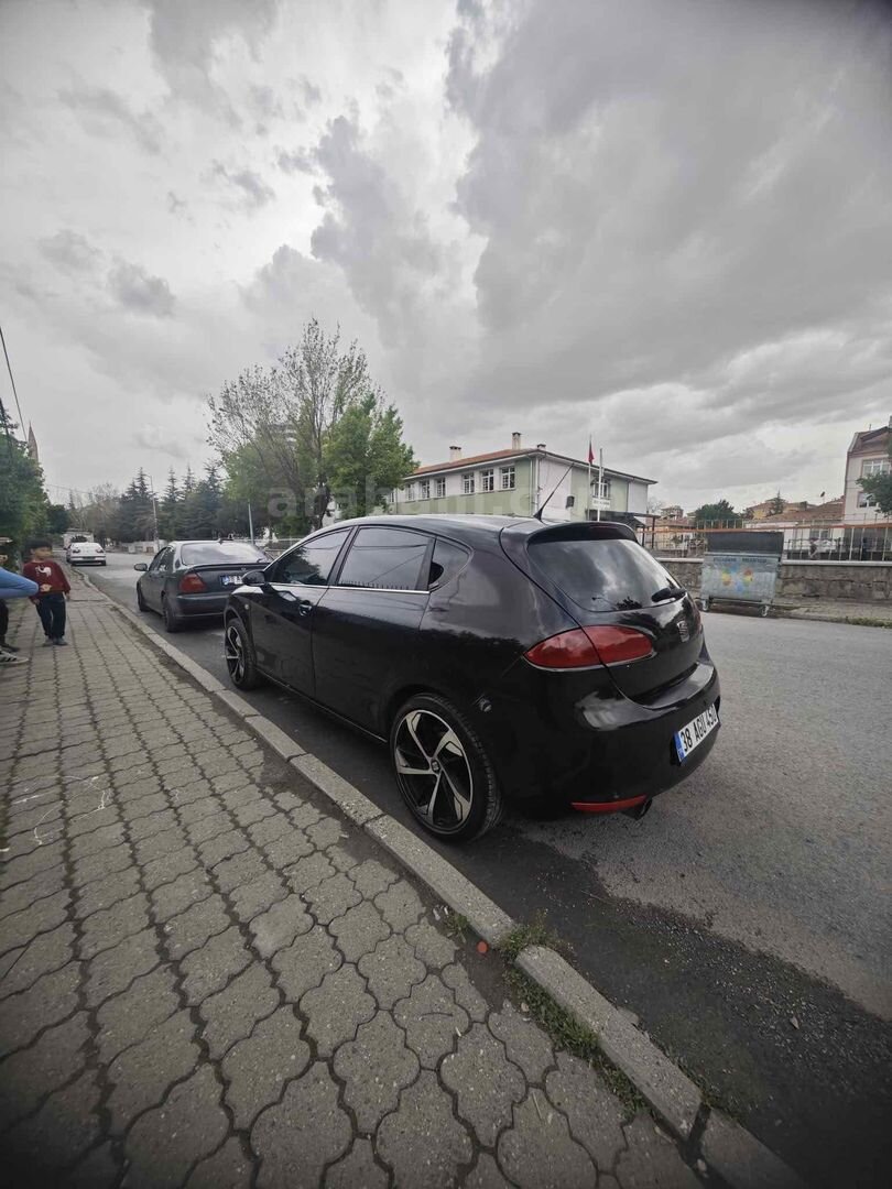 Sahibinden Seat Leon 1.6 Stylance 2008 Model Kayseri 342.111 km Siyah 6