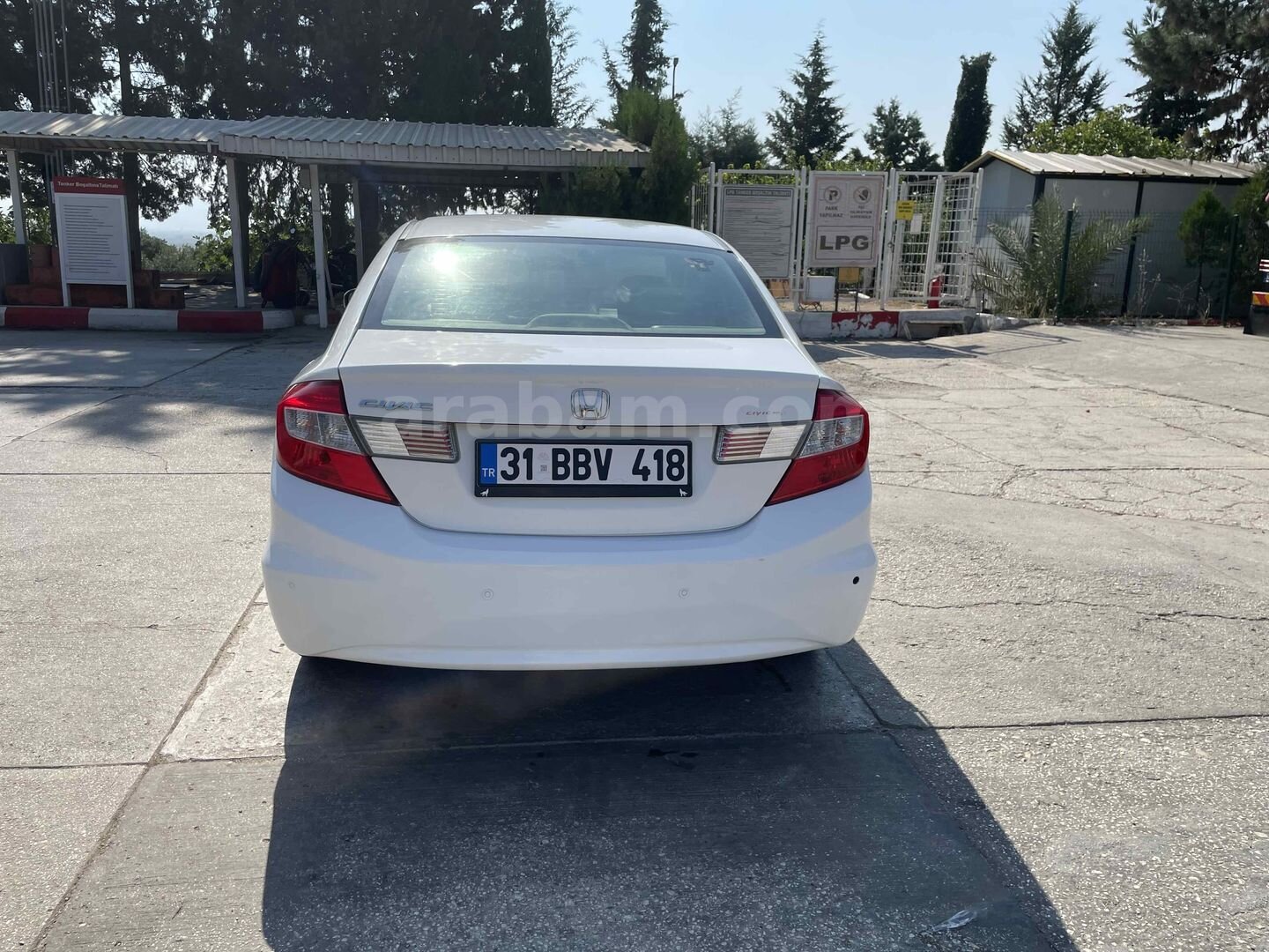 Sahibinden Honda Civic 1.6i VTEC Eco Elegance 2013 Model Hatay 243.000 km Beyaz 5