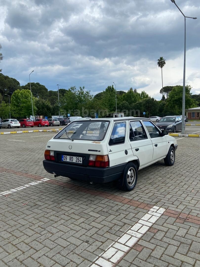 Sahibinden Skoda Forman LX 1993 Model Aydın 160.000 km Beyaz 4