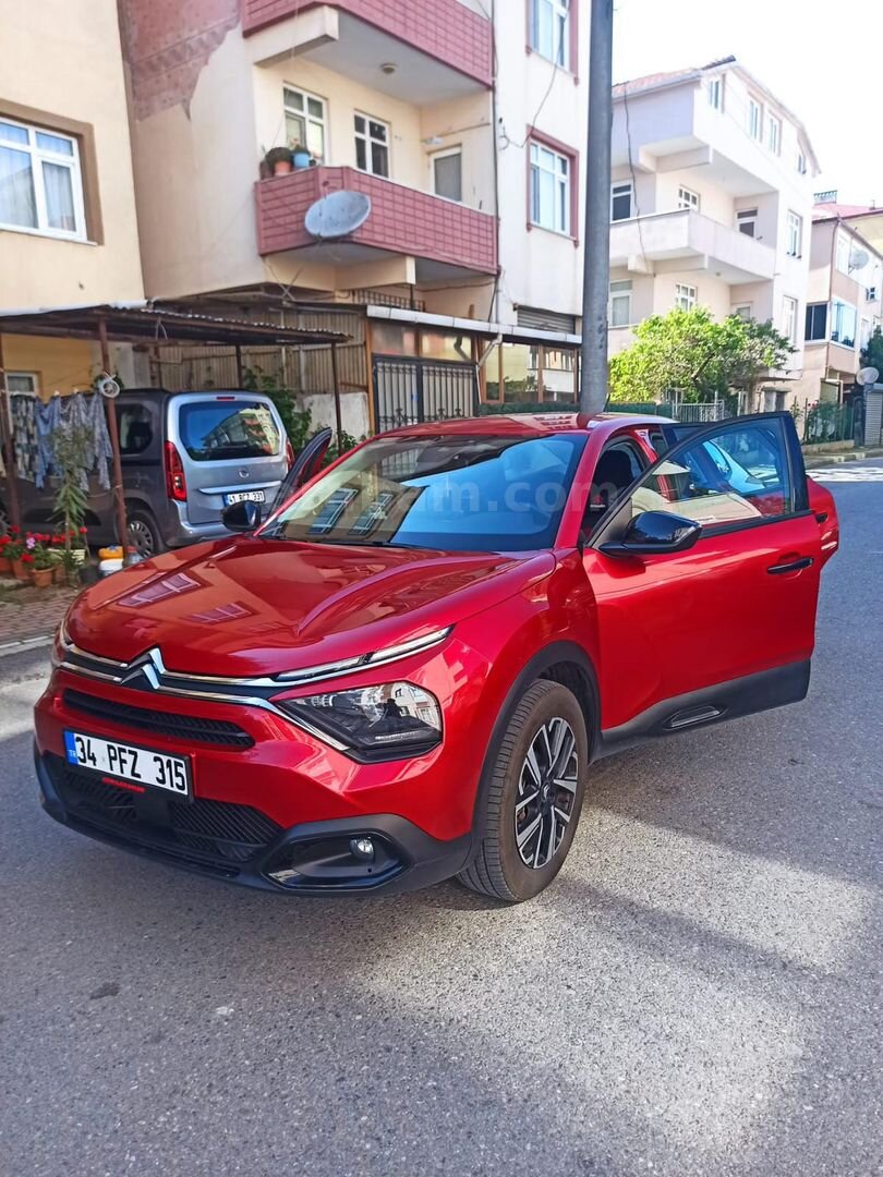 Sahibinden Citroen C4 X 1.2 PureTech Feel Bold 2023 Model Kocaeli 22.000 km Kırmızı 5