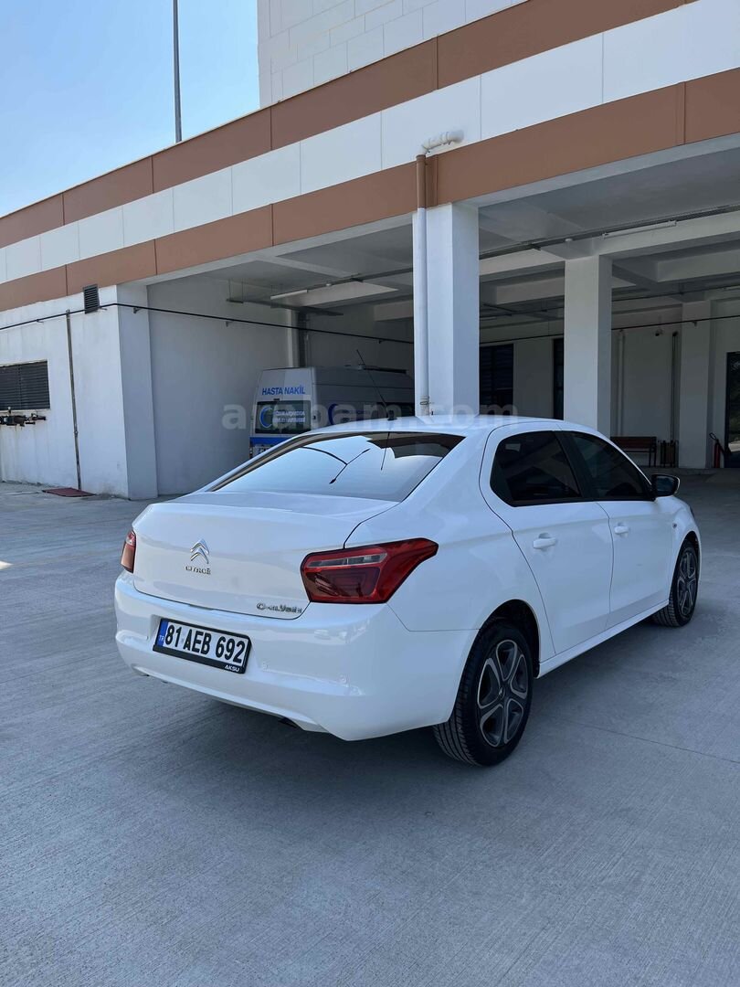 Sahibinden Citroen C-Elysée 1.5 BlueHDI Feel 2022 Model Düzce 112.000 km Beyaz 4