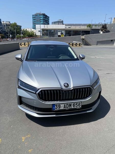 Sahibinden Skoda SuperB 1.5 TSI Hybrid Premium 2024 Model Kırklareli 48.000 km Gri (Gümüş)
