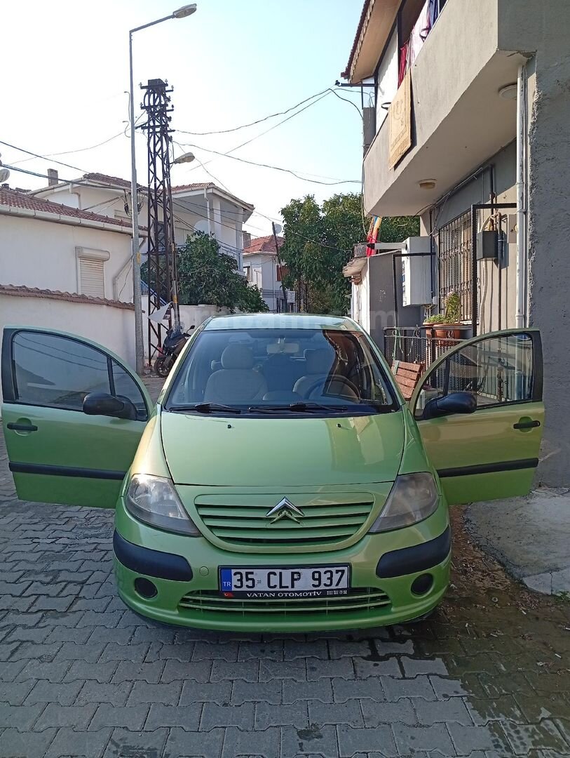 Sahibinden Citroen C3 1.4 HDi X 2004 Model İzmir 194.000 km Yeşil 3