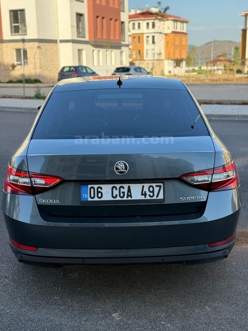 Sahibinden Skoda SuperB 1.6 TDI Style 2017 Model Gaziantep 308.000 km Gri 5