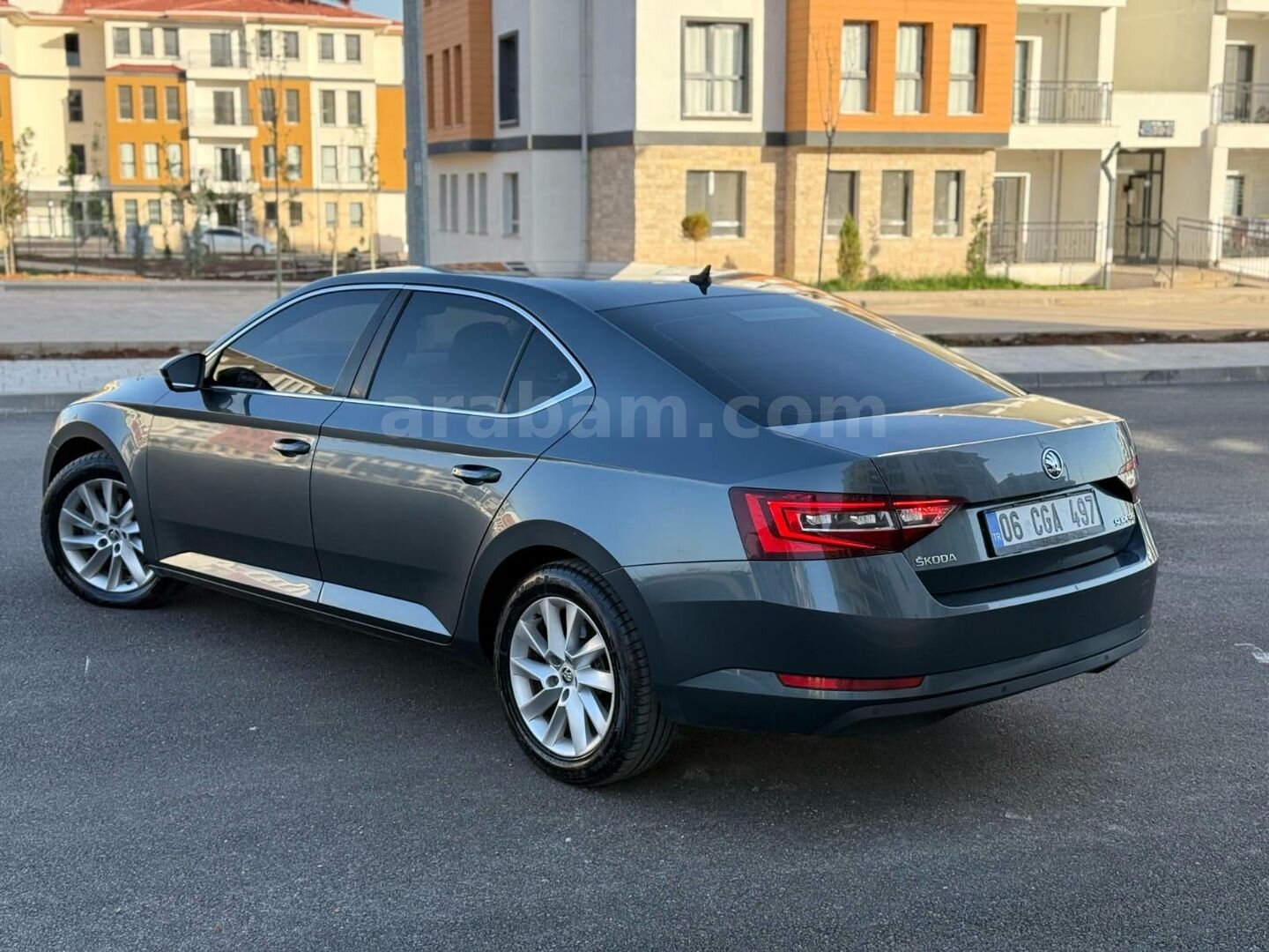 Sahibinden Skoda SuperB 1.6 TDI Style 2017 Model Gaziantep 308.000 km Gri 4