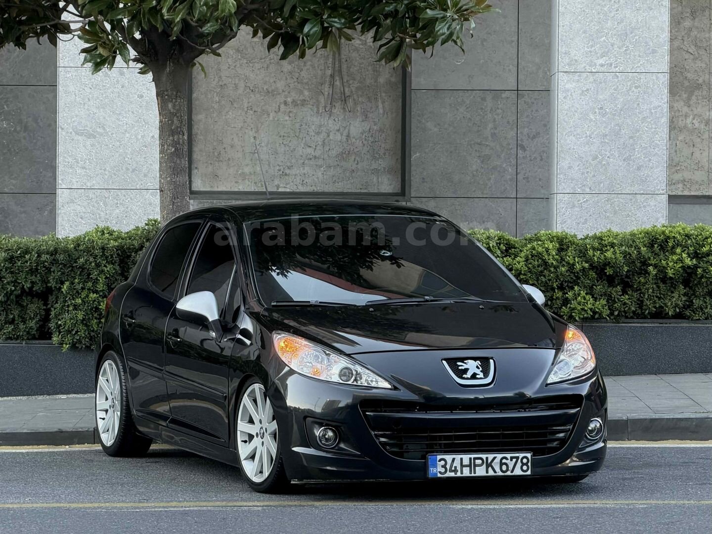 Sahibinden Peugeot 207 1.4 Trendy 2007 Model İstanbul 251.000 km Siyah 1