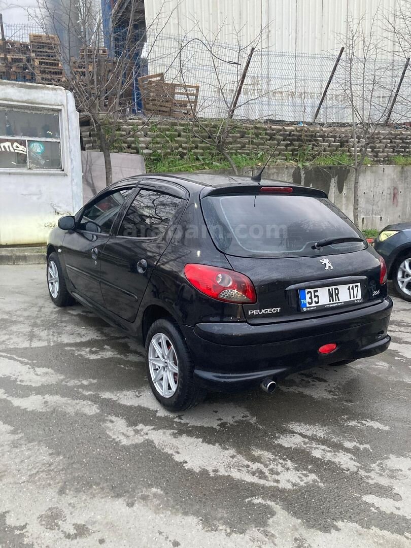 Sahibinden Peugeot 206 1.4 HDi Feline 2006 Model İstanbul 206.000 km Siyah 2