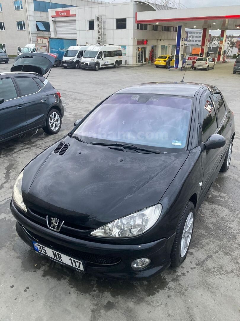 Sahibinden Peugeot 206 1.4 HDi Feline 2006 Model İstanbul 206.000 km Siyah 5
