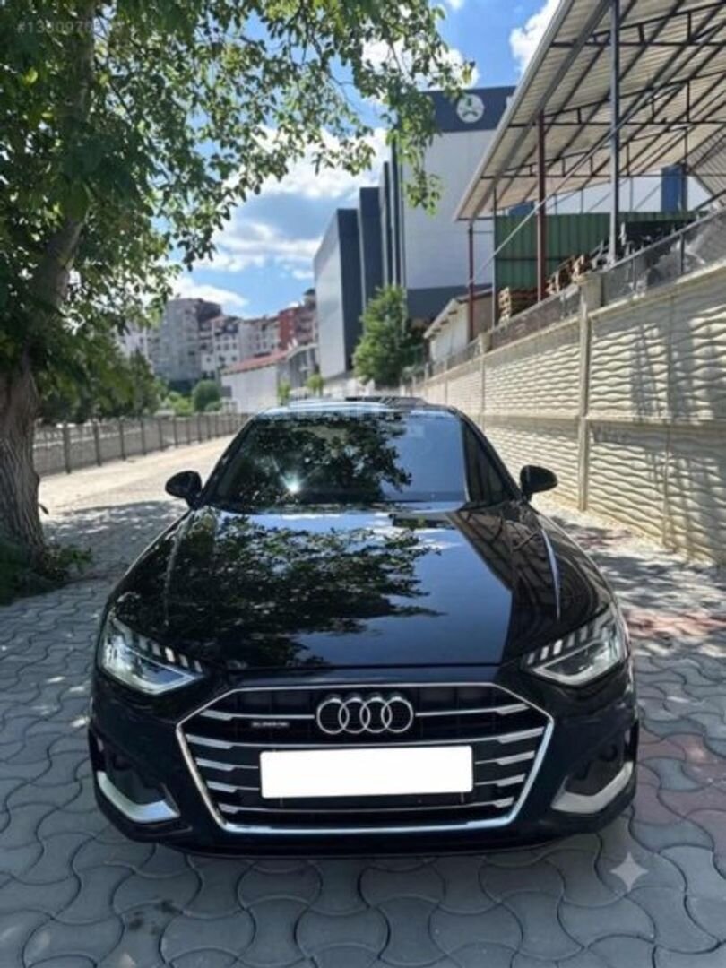 Galeriden Audi A4 Sedan 40 TDI Quattro Advanced 2024 Model Samsun 80.000 km Siyah 4