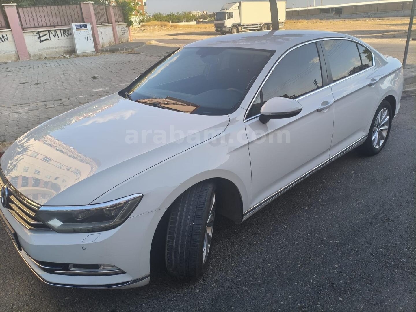 Sahibinden Volkswagen Passat 1.6 TDi BlueMotion Comfortline 2015 Model Gaziantep 208.000 km Beyaz 7