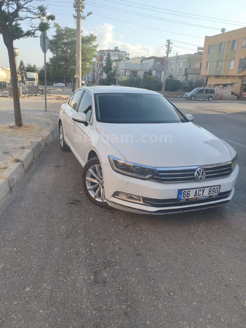 Sahibinden Volkswagen Passat 1.6 TDi BlueMotion Comfortline 2015 Model Gaziantep 208.000 km Beyaz 2