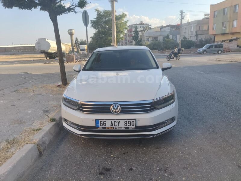 Sahibinden Volkswagen Passat 1.6 TDi BlueMotion Comfortline 2015 Model Gaziantep 208.000 km Beyaz 1