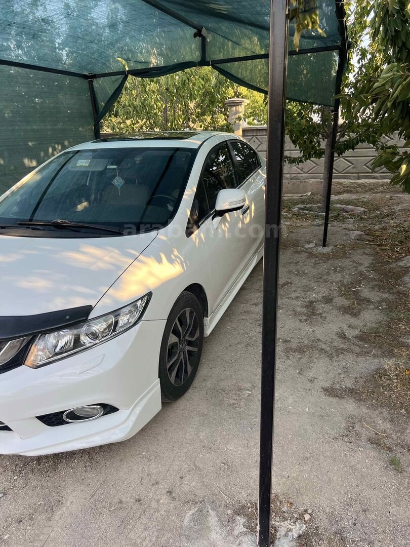 Sahibinden Honda Civic 1.6i VTEC Eco Elegance 2015 Model Konya 190.000 km Beyaz 2