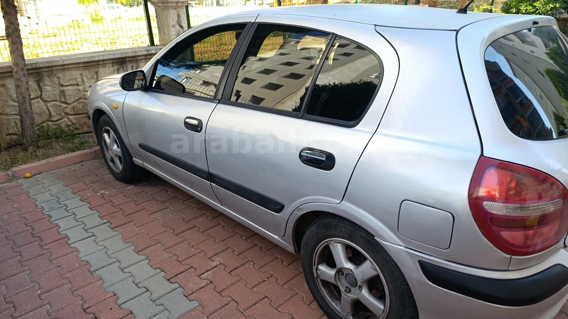 Sahibinden Nissan Almera 1.5 Luxury 2001 Model Mersin 302.000 km Gri 1