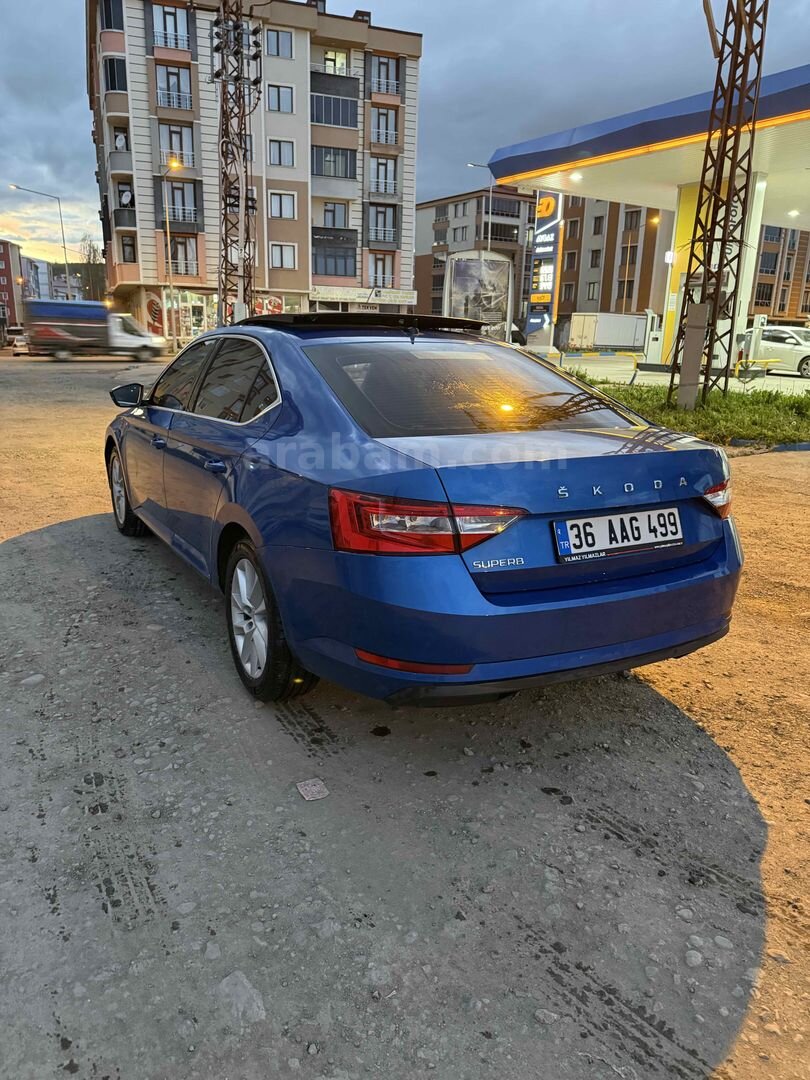 Sahibinden Skoda SuperB 1.5 TSI Elite 2019 Model Kars 69.000 km Mavi 3