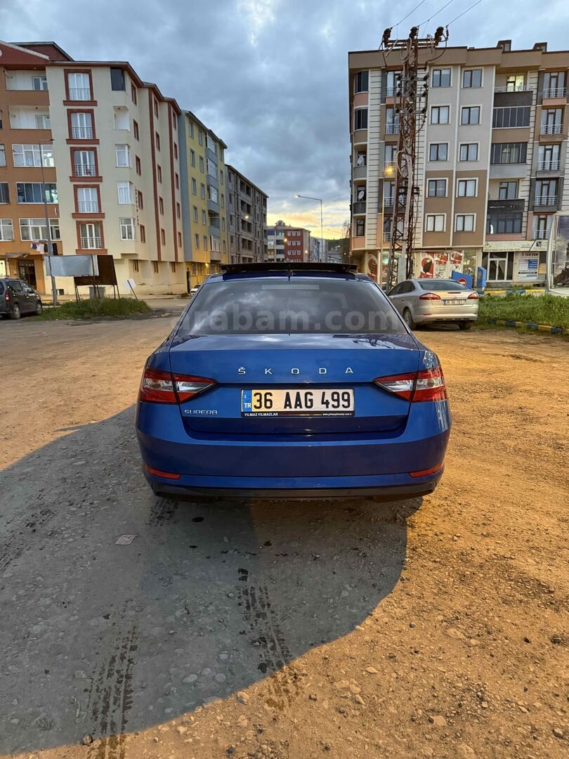 Sahibinden Skoda SuperB 1.5 TSI Elite 2019 Model Kars 69.000 km Mavi 4