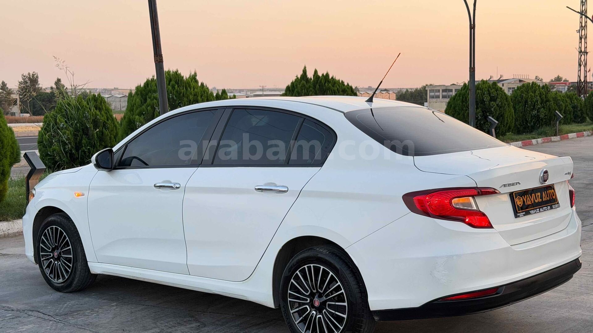 Galeriden Fiat Egea 1.3 Multijet Easy 2016 Model Diyarbakır 241.000 km Beyaz 7