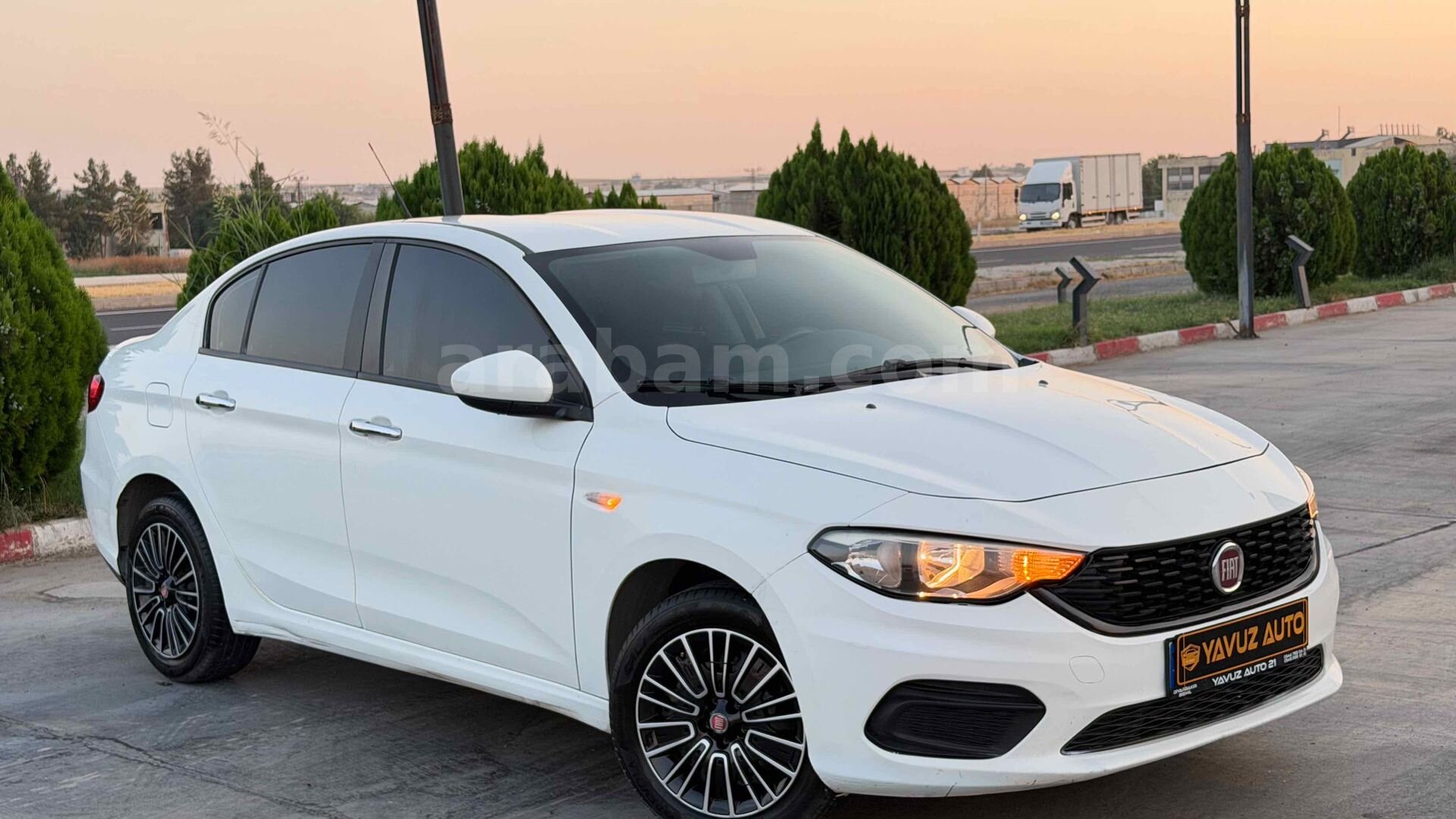 Galeriden Fiat Egea 1.3 Multijet Easy 2016 Model Diyarbakır 241.000 km Beyaz 4
