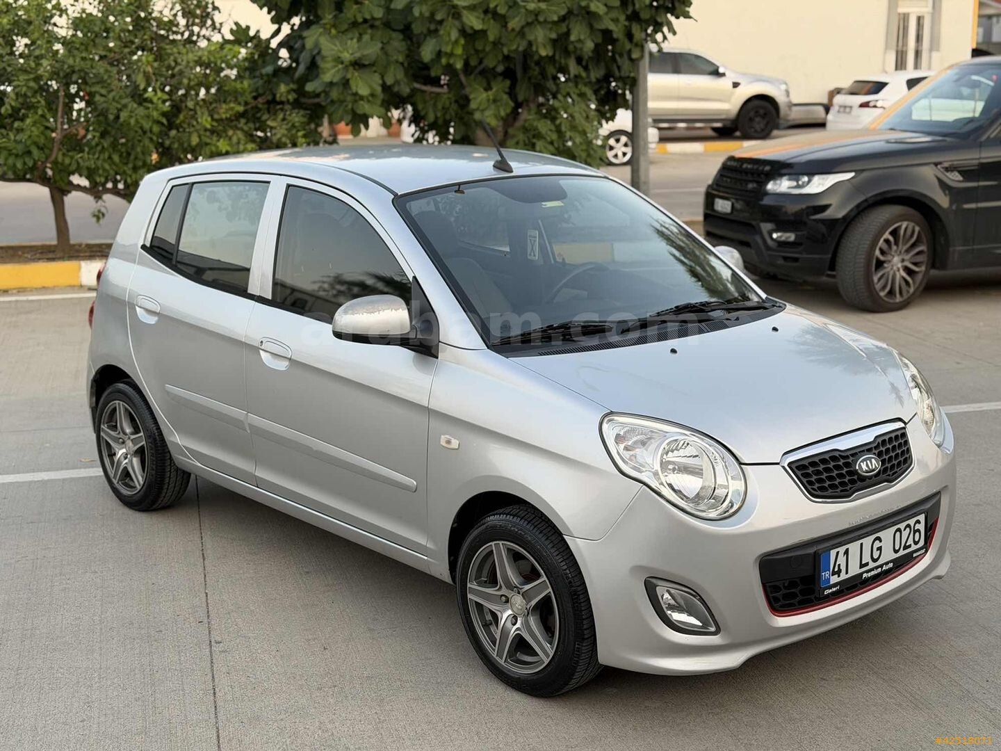 Galeriden Kia Picanto 1.1 Hiper 2011 Model Antalya 119.000 km Gri 3