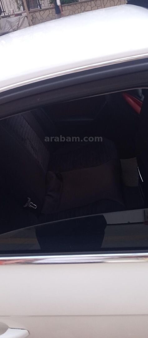 Sahibinden Audi A4 Sedan 1.8 TFSI 2009 Model Van 303.000 km Beyaz 5