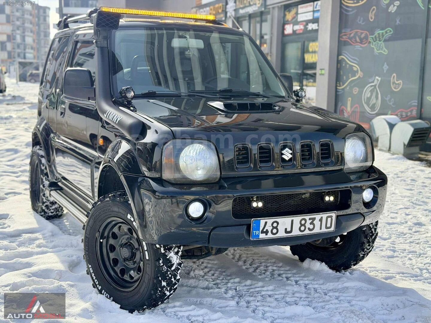 Bütün bakımları yapılmış sorunsuz extralı Jimny 3