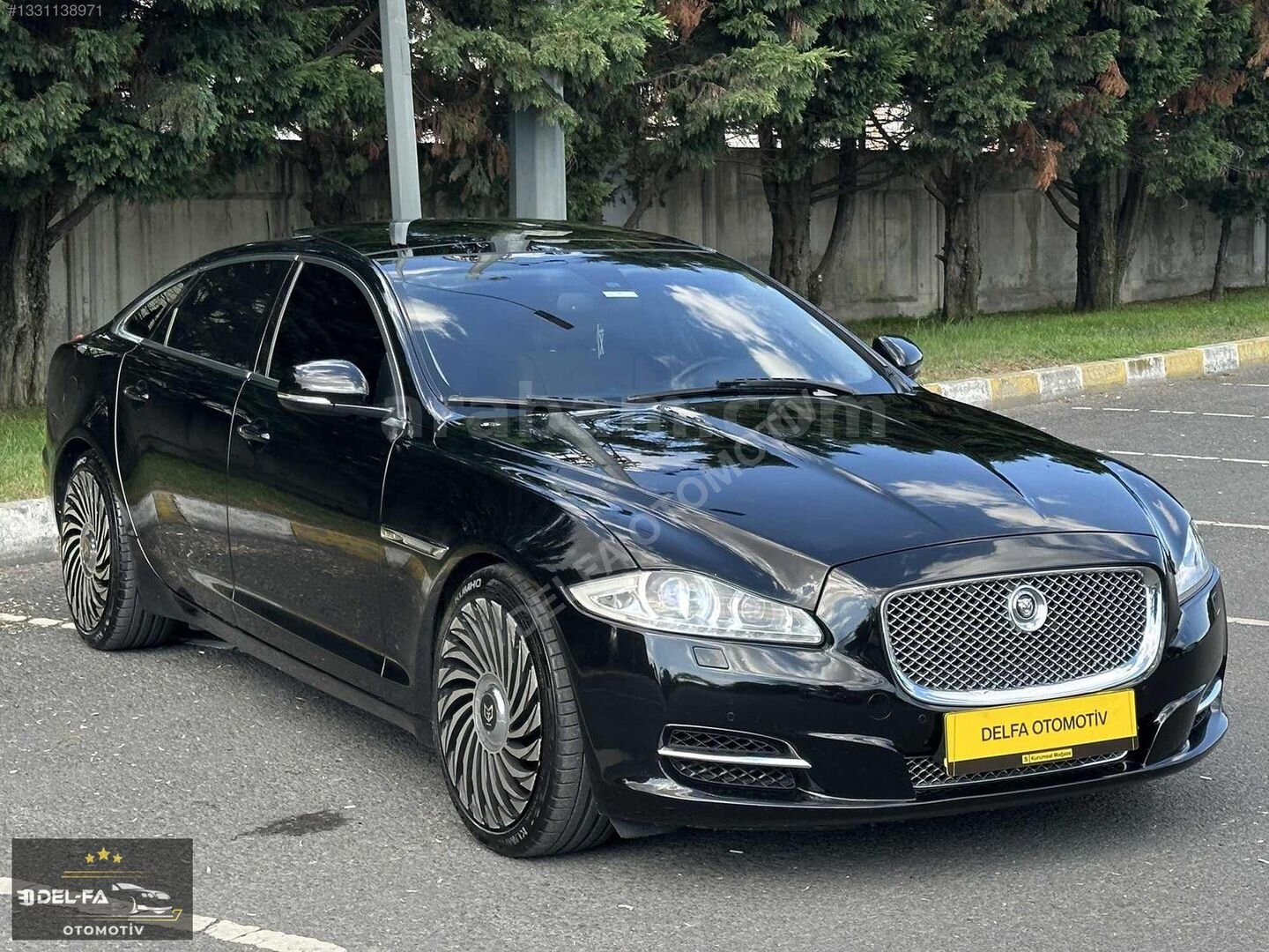 Galeriden Jaguar XJ 3.0 D Portfolio 2011 Model Tekirdağ 280.000 km Siyah 5