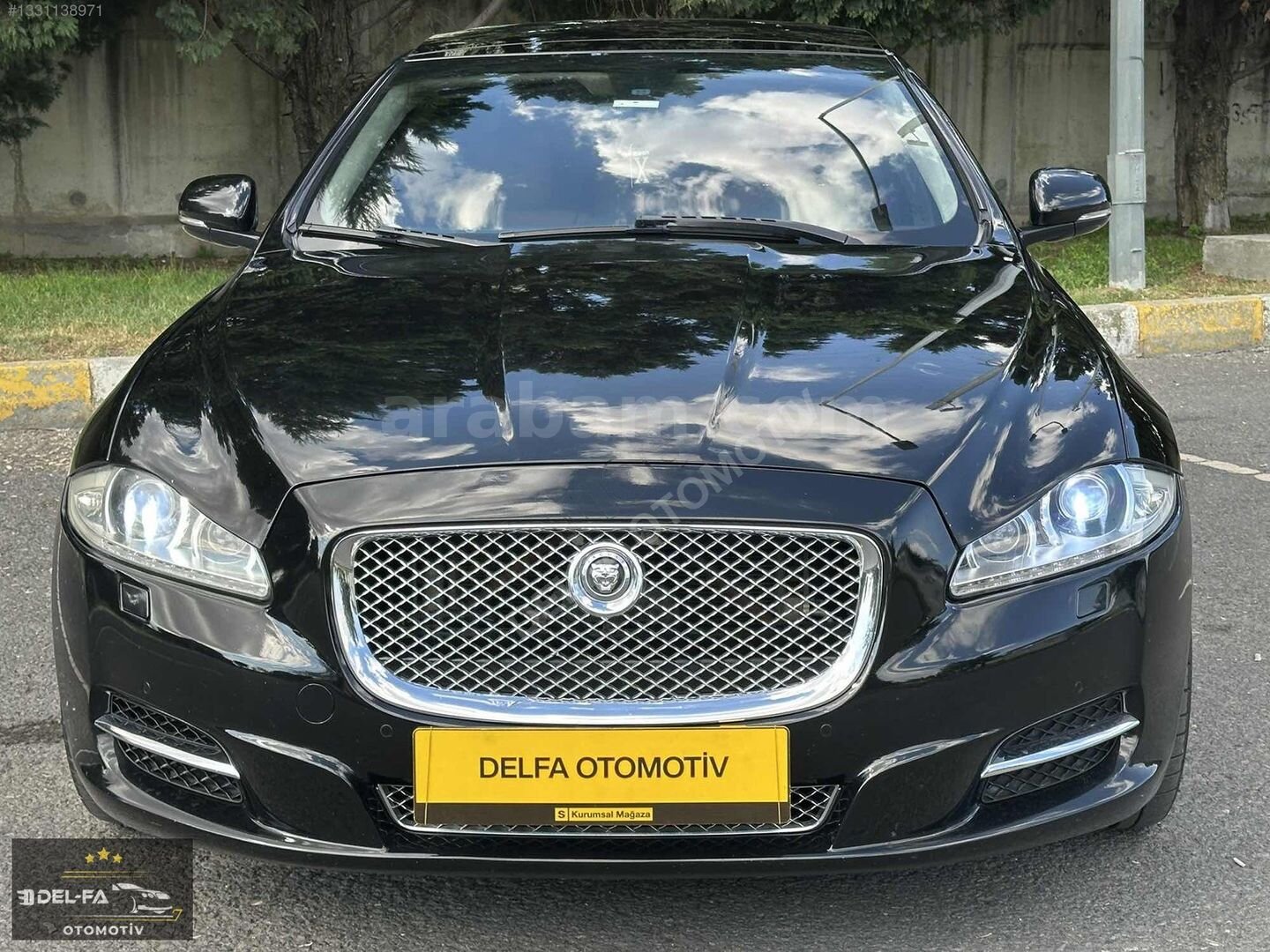 Galeriden Jaguar XJ 3.0 D Portfolio 2011 Model Tekirdağ 280.000 km Siyah 4