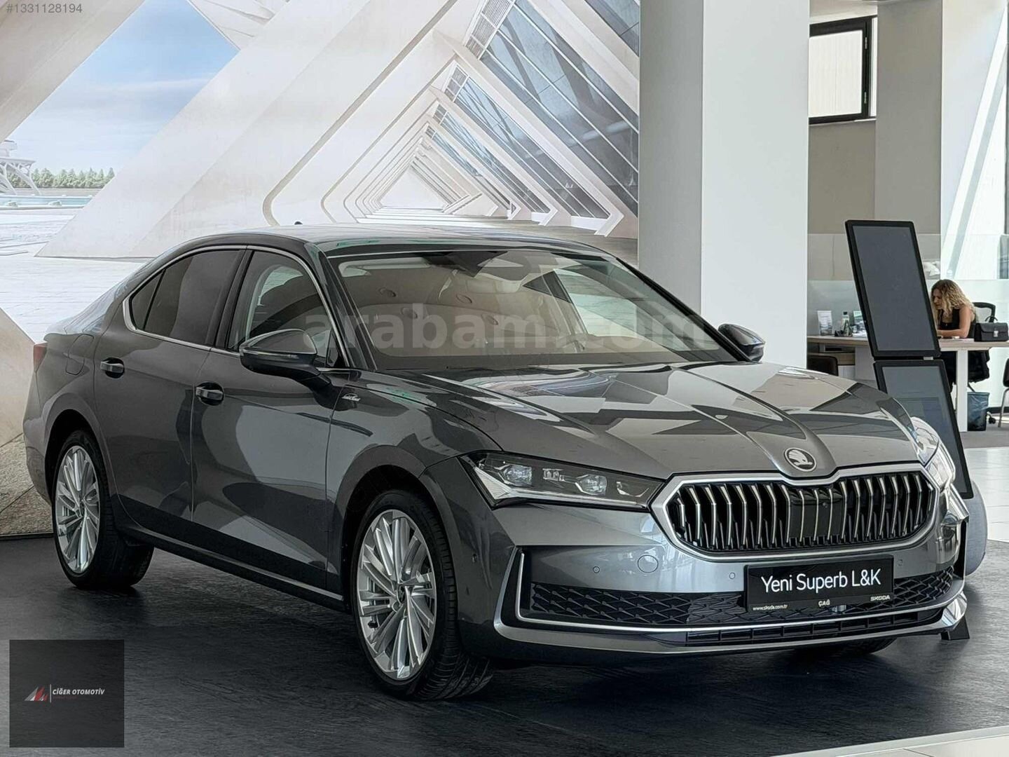 Galeriden Skoda SuperB 1.5 TSI Laurin&Klement Crystal 2025 Model Antalya 6.025 km Gri 1