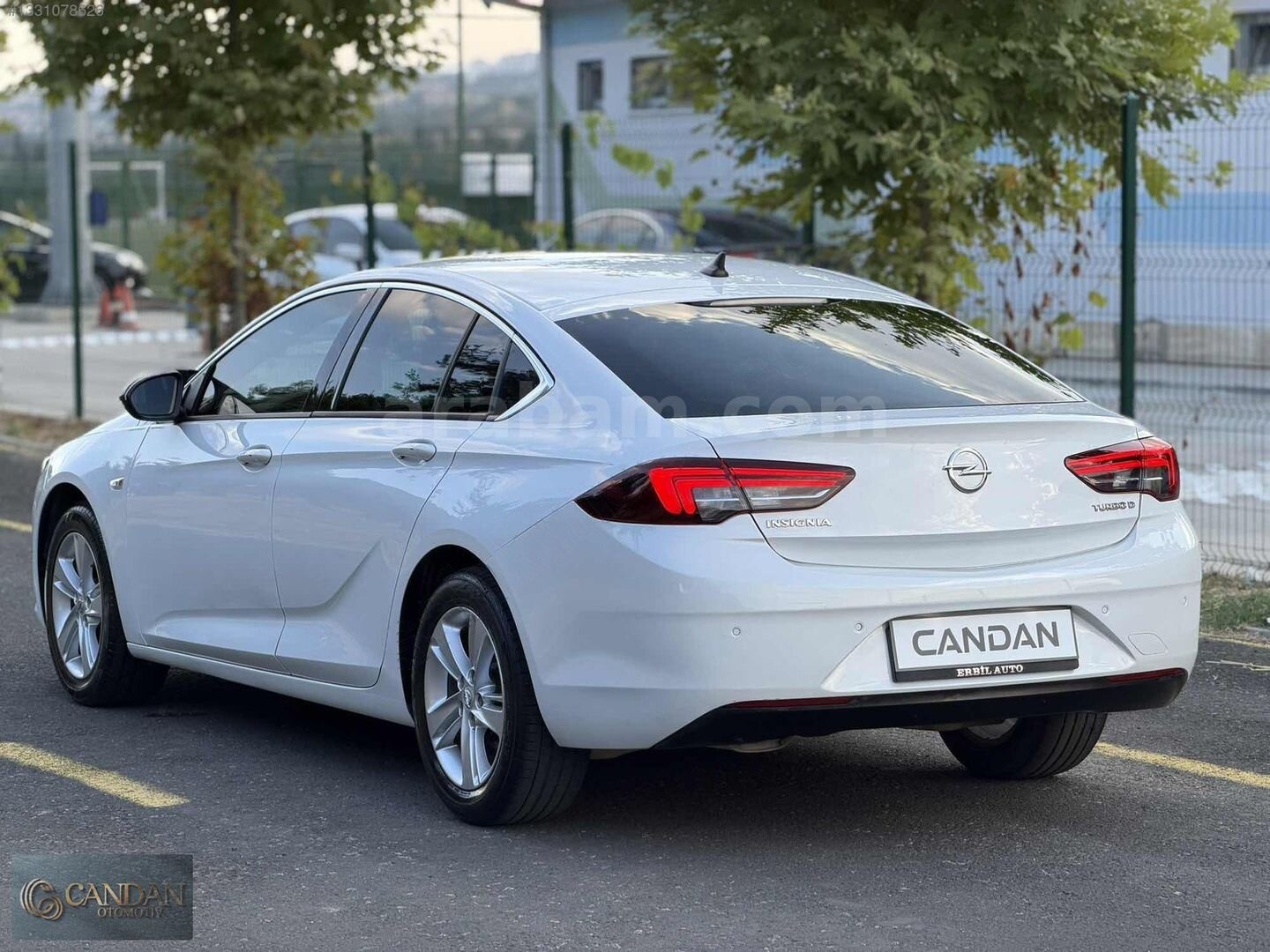 Galeriden Opel Insignia 1.6 CDTI Grand Sport Design 2017 Model Tekirdağ 158.000 km Beyaz 7