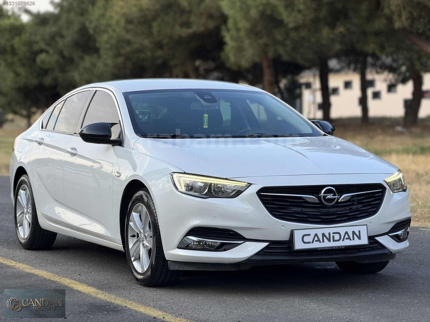 Galeriden Opel Insignia 1.6 CDTI Grand Sport Design 2017 Model Tekirdağ 158.000 km Beyaz 6