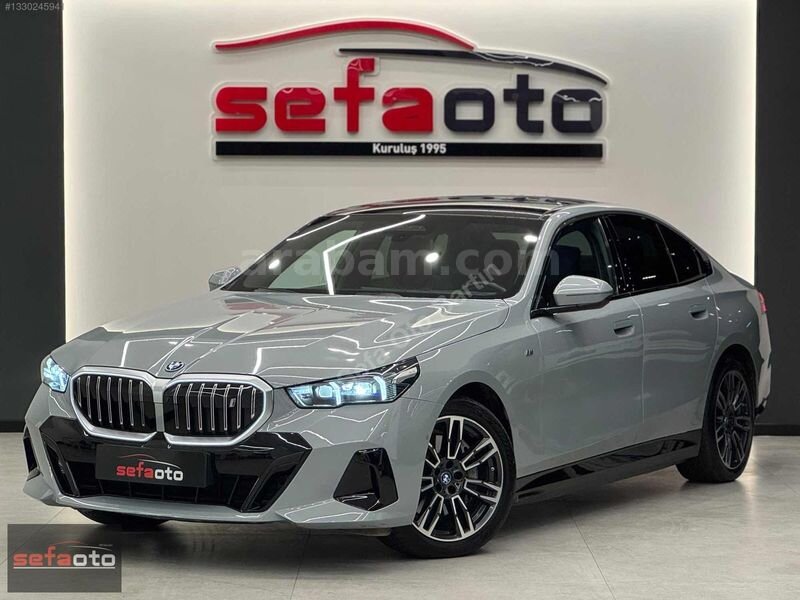 Galeriden BMW i Serisi i5 eDrive 40 M Sport 2024 Model Bartın 90.000 km Gri