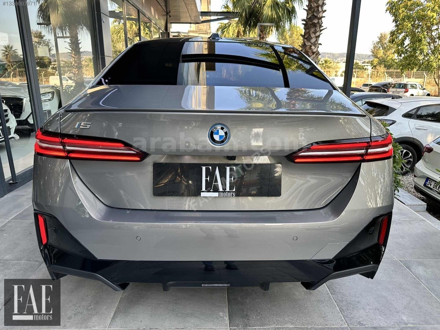 Galeriden BMW i Serisi i5 eDrive 40 M Sport 2024 Model İzmir 44.550 km Bej 6