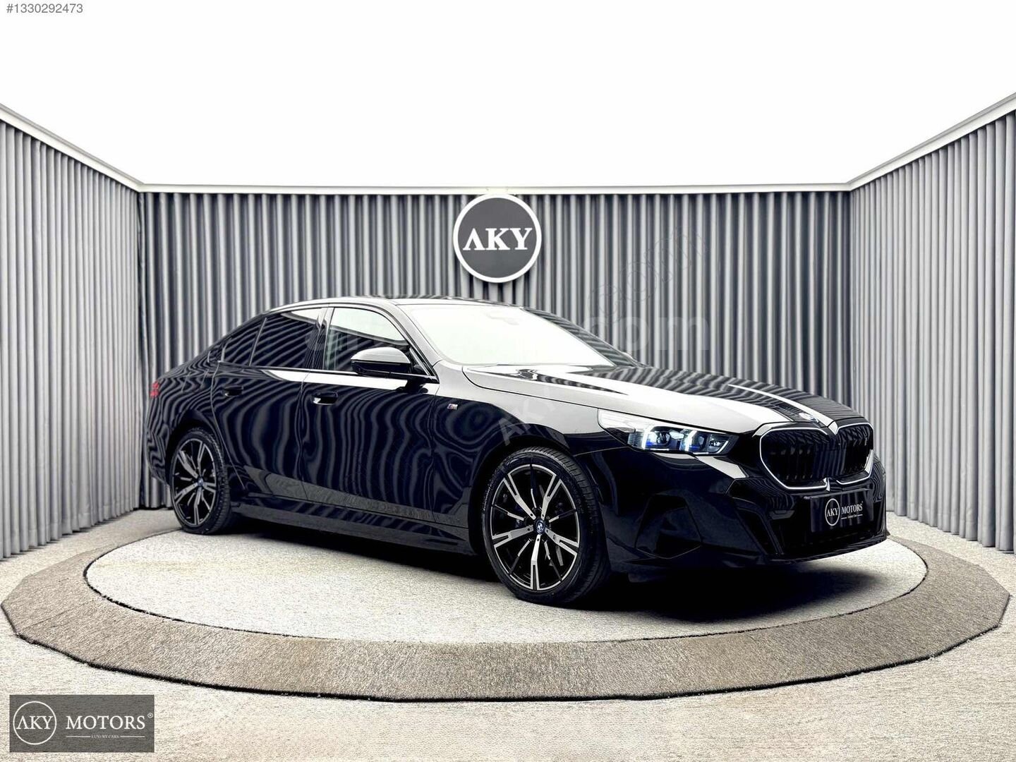 Galeriden BMW i Serisi i5 eDrive 40 M Sport 2023 Model İzmir 14.000 km Siyah 4