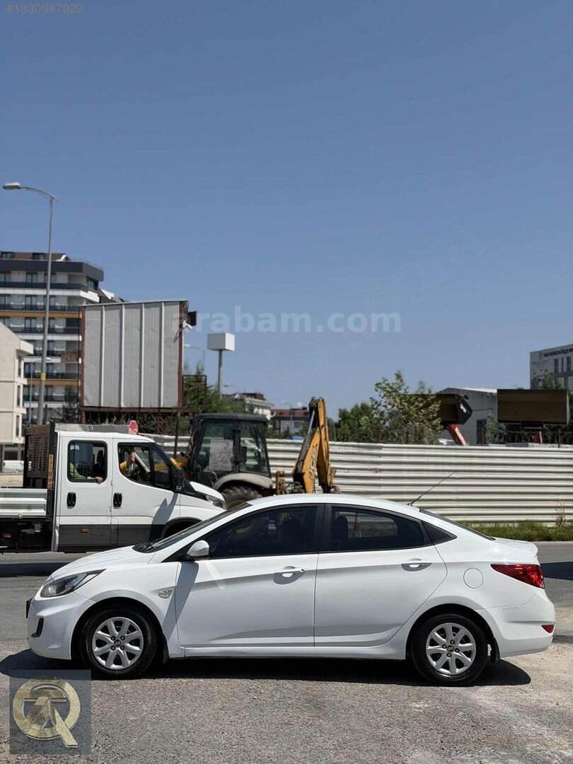 Galeriden Hyundai Accent Blue 1.6 CRDI Mode 2014 Model İstanbul 209.000 km Beyaz 7