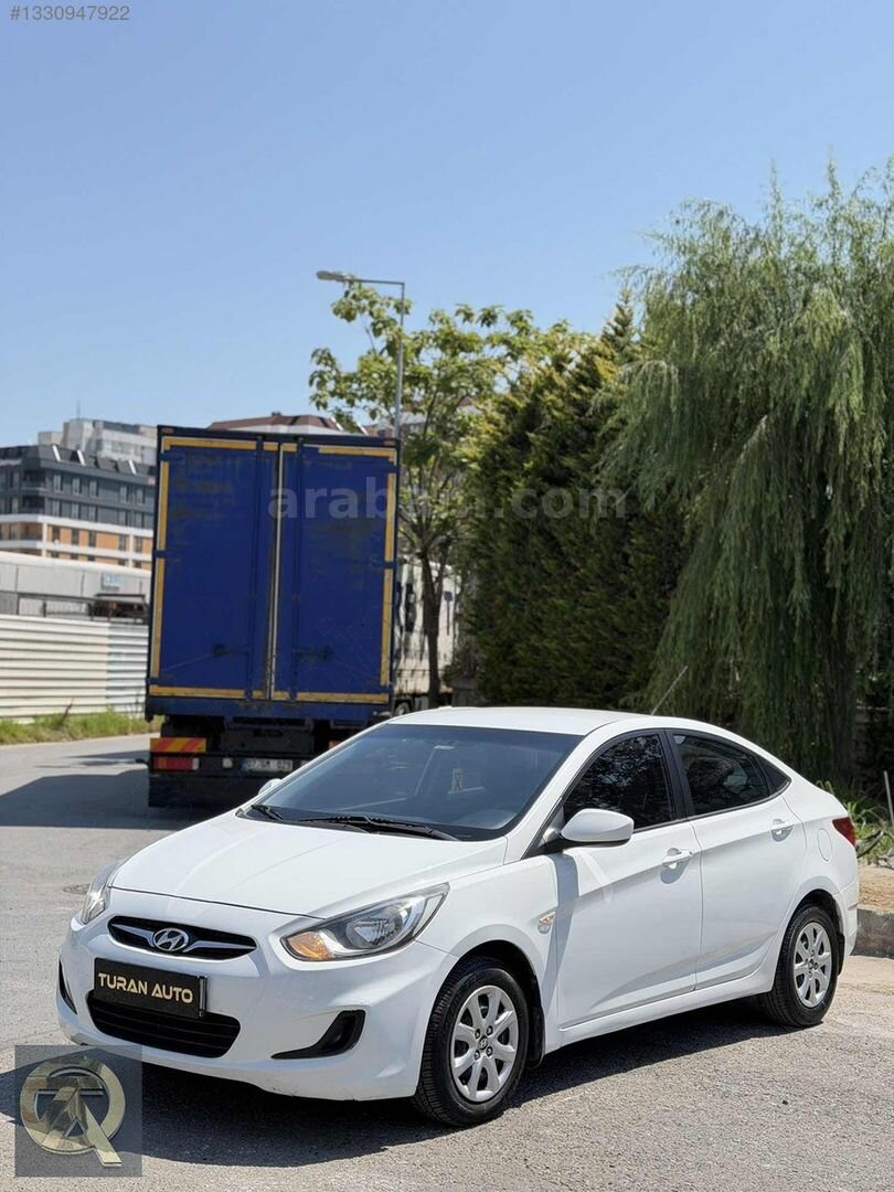 Galeriden Hyundai Accent Blue 1.6 CRDI Mode 2014 Model İstanbul 209.000 km Beyaz 1