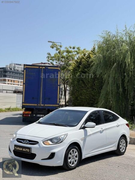 Galeriden Hyundai Accent Blue 1.6 CRDI Mode 2014 Model İstanbul 209.000 km Beyaz
