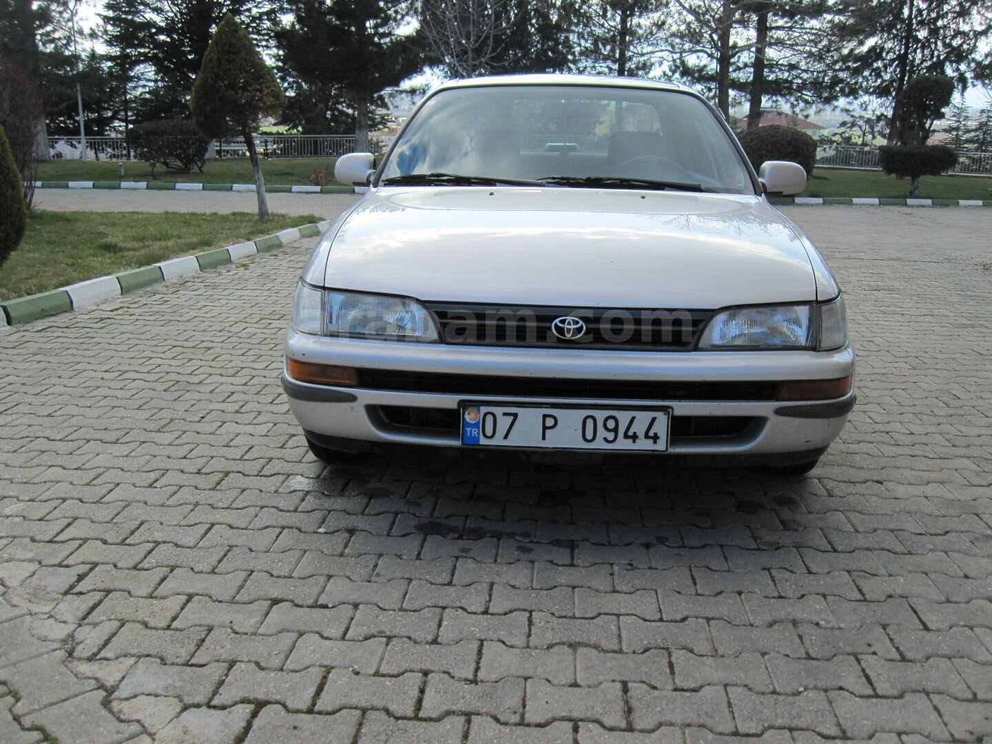 Sahibinden Toyota Corolla 1.3 XE 1998 Model Antalya 324.000 km Gri (Gümüş) 4
