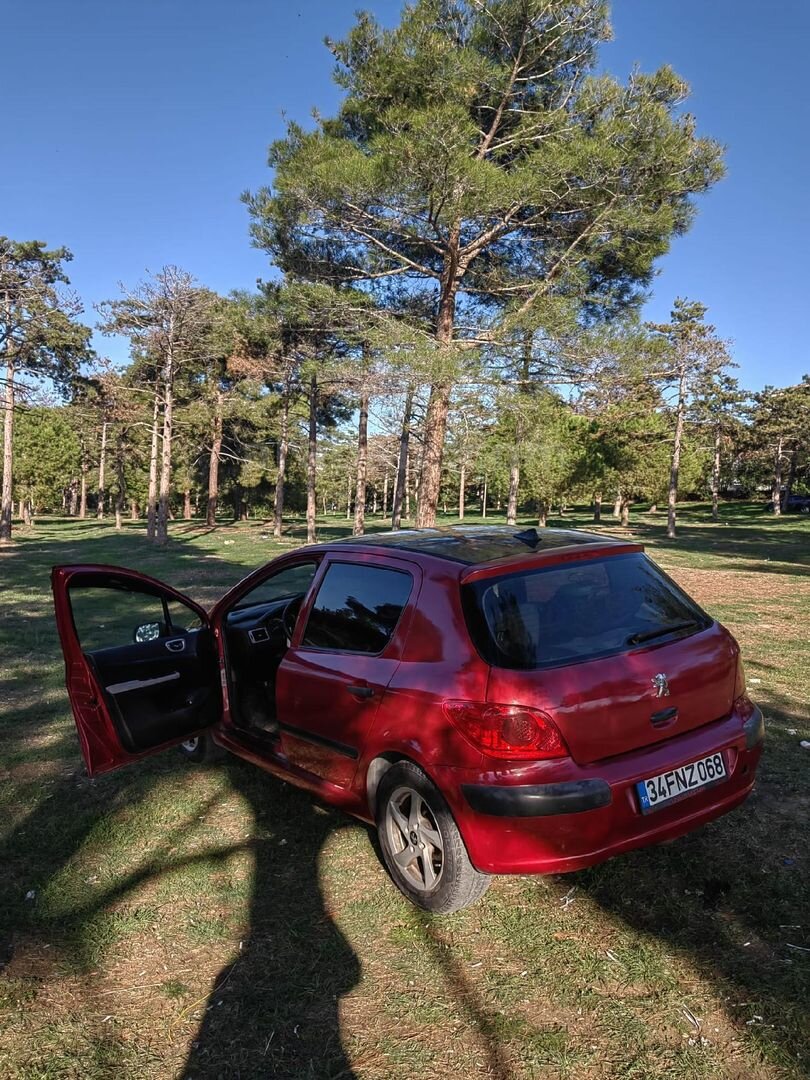 Sahibinden Peugeot 307 1.4 HDi XR 2005 Model İstanbul 216.000 km Kırmızı 7