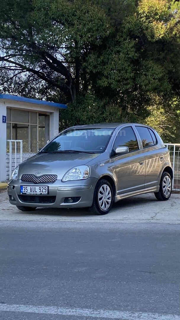 Sahibinden Toyota Yaris 1.3 Sol 2003 Model Manisa 219.000 km Gri (titanyum) 4