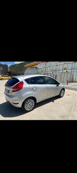 Sahibinden Ford Fiesta 1.4 TDCi Titanium 2009 Model Erzurum 277.000 km Gri