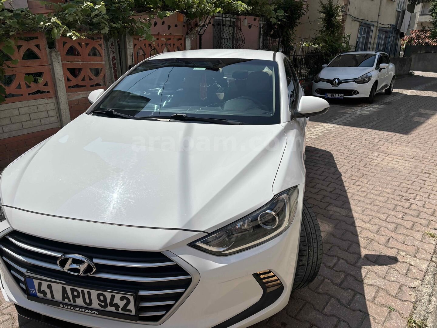 Sahibinden Hyundai Elantra 1.6 D-CVVT Style 2017 Model Kocaeli 82.000 km Beyaz 6