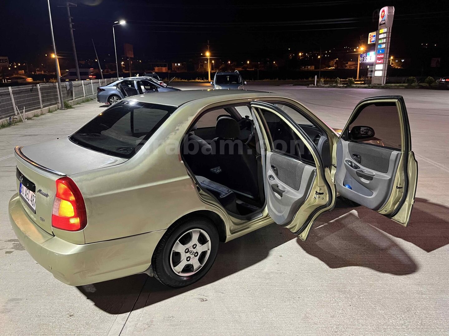 Sahibinden Hyundai Accent 1.3 LX 2002 Model Osmaniye 326.000 km Sarı 5